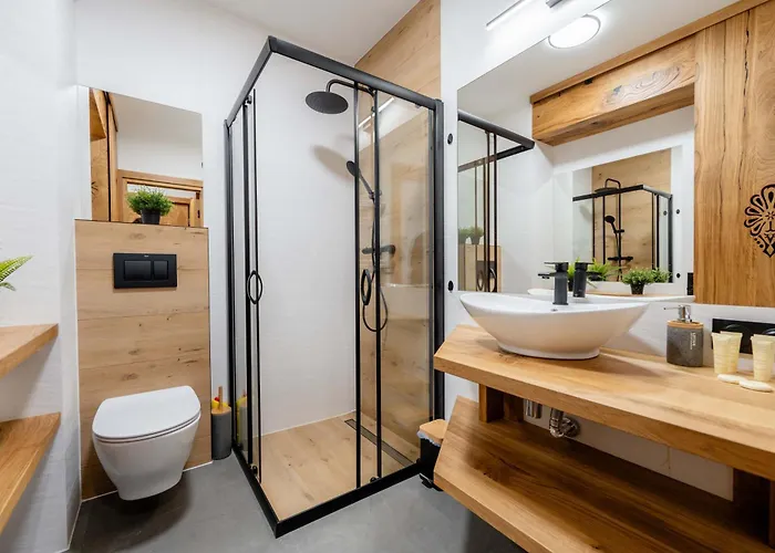 Spokojna Z Balkonem - Dream דירה